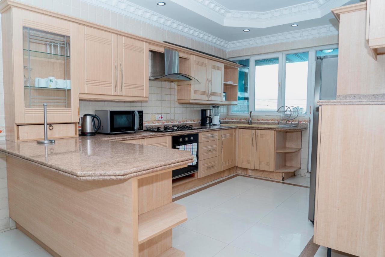 Luxury Apartment With Ocean View In Oyster Bay 다르에스살람 외부 사진